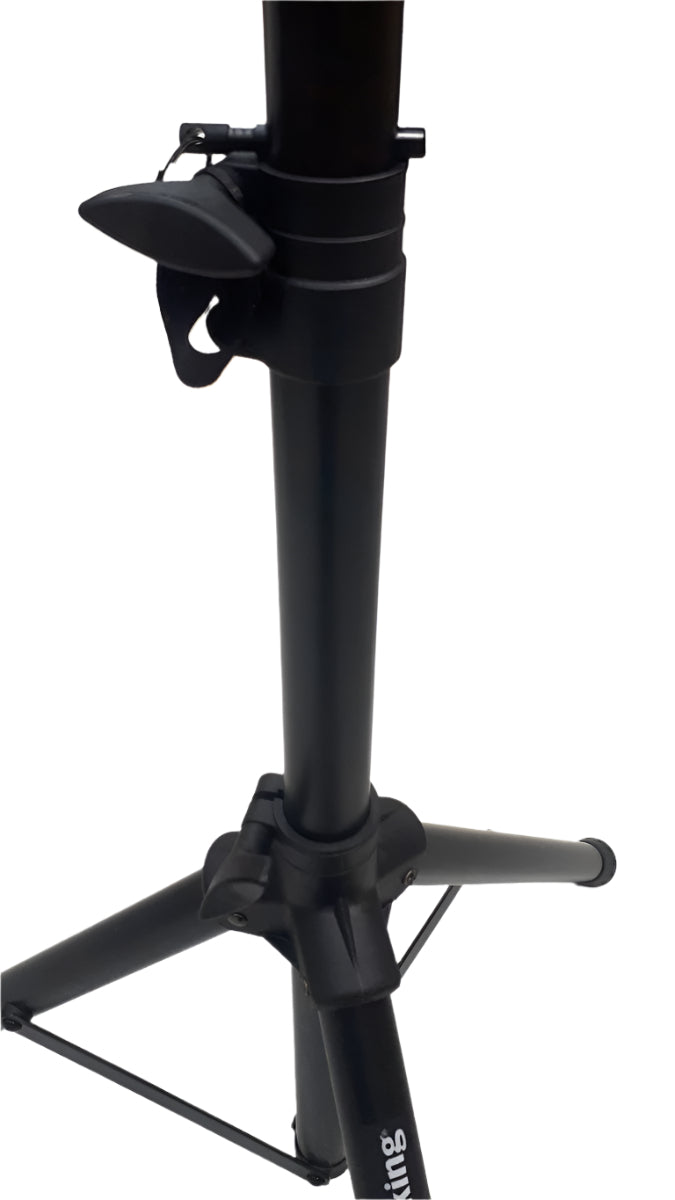 Soundking DB101 compact tripod speaker stand 35mm diameter with M8 bolt