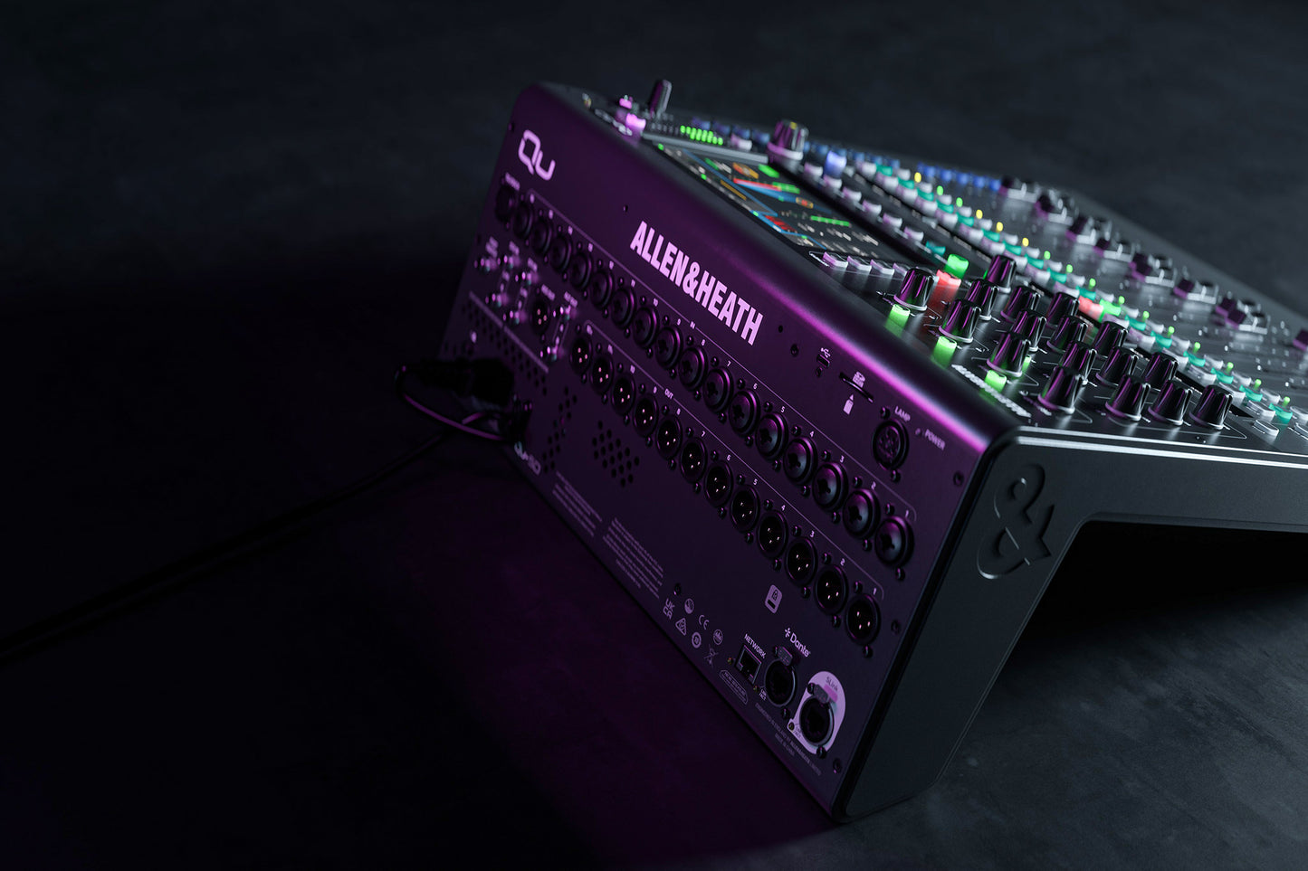 Allen & Heath QU-6 QU 32ch 96kHz Mixer, 25 Faders, 24/16 Local I/O, 6FX