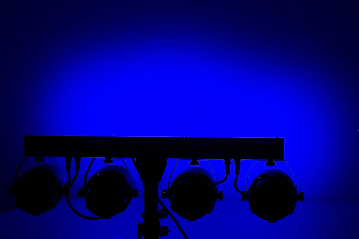 EVENT LIGHTING VIVIDBAR2 - 24 x 4W RGBW LED Lighting Bar