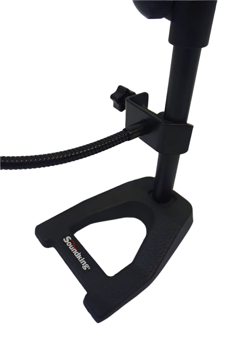 SOUNDKING CMS1 USB condenser microphone with shock mount pop filter and table top stand