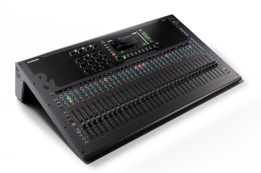 Allen & Heath QU-7 QU 32ch 96kHz mixer, 33 faders, 32/20 local I/O, 6FX