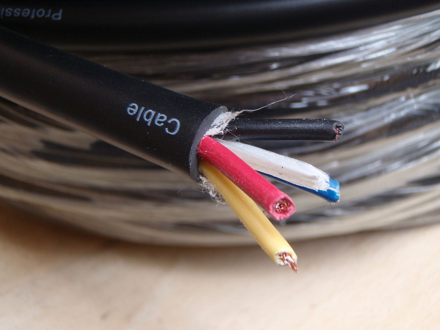 Speaker cable 4 core 4x2.5mm 13 AWG - PRICE PER METER