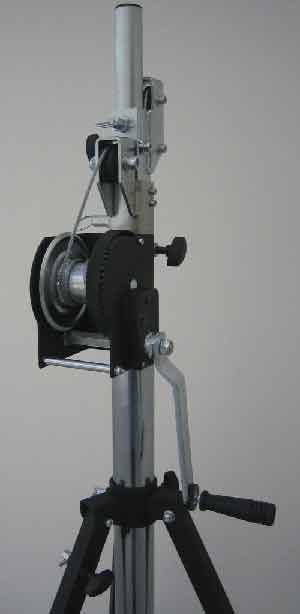 Soundking WS4 DLC001 winch up lighting stand